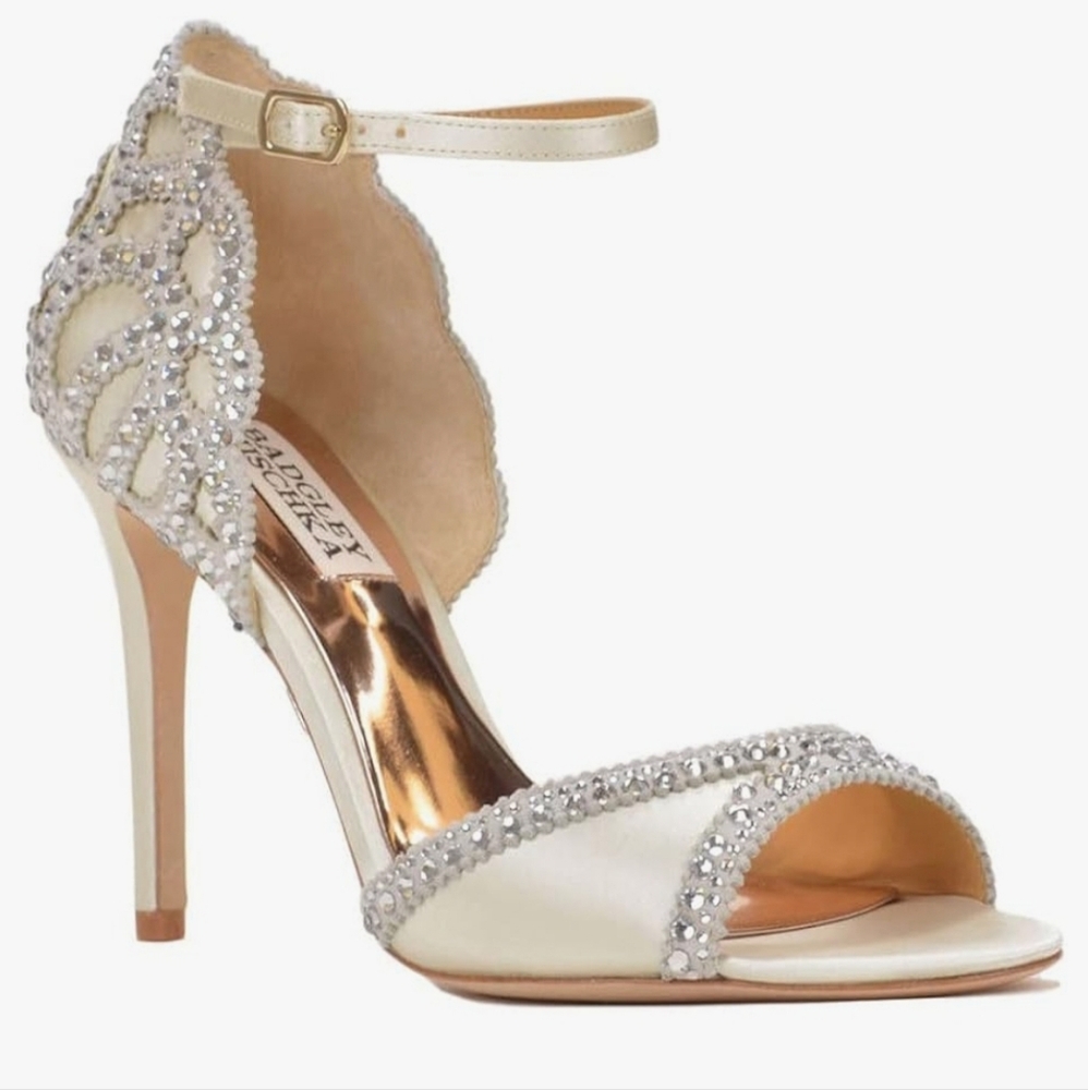 Badgley Mischka Luxury Bridal Shoes Size 9 NEW!